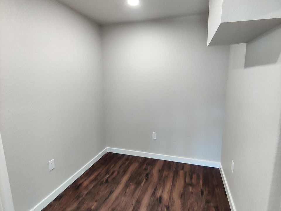 Living Room/Flex Room