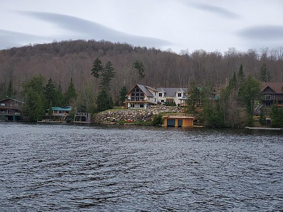 2nd image of 139 Tamarack Dr