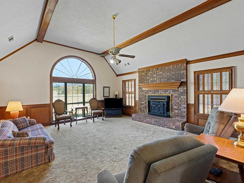 7th image of this home