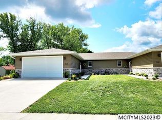 203 Sterling Dr, Manly, IA 50456