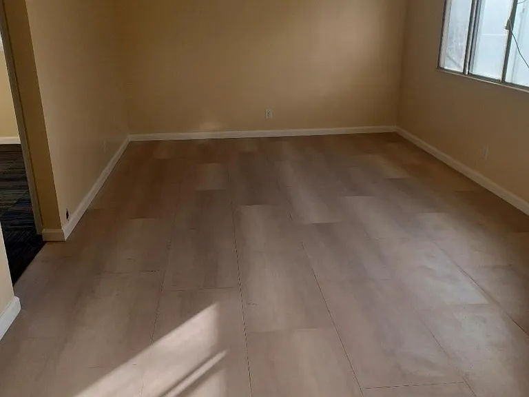 420 Lee St #1 — Photo 2