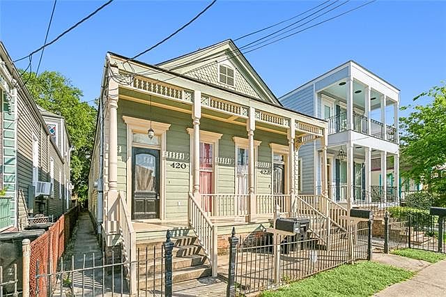 1st image of 420 S Gayoso St