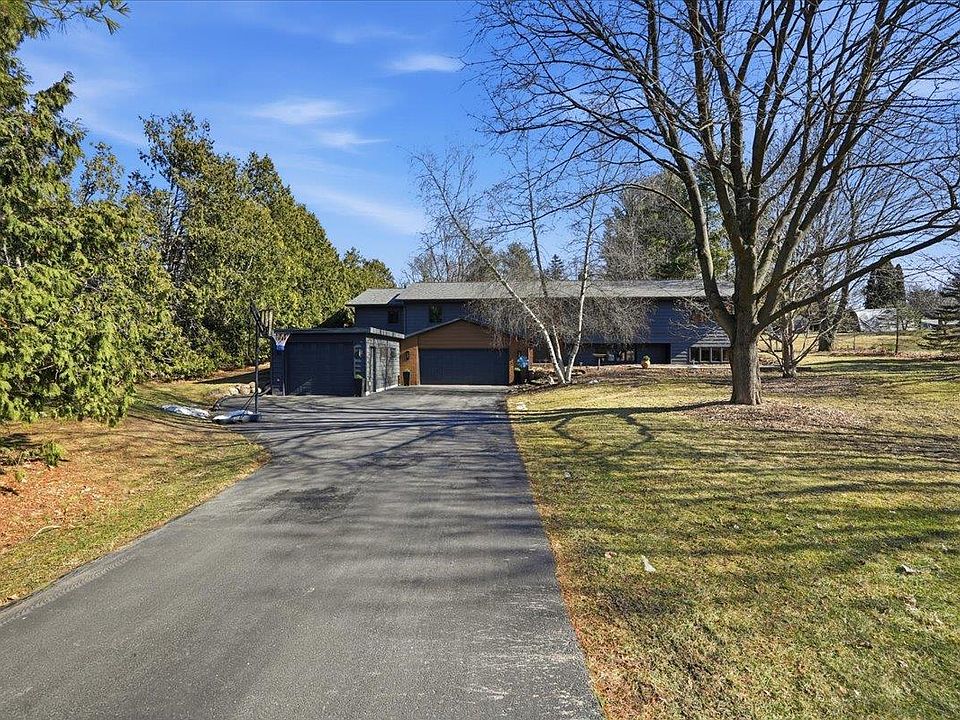 1st image of 4730 Toepfer Road