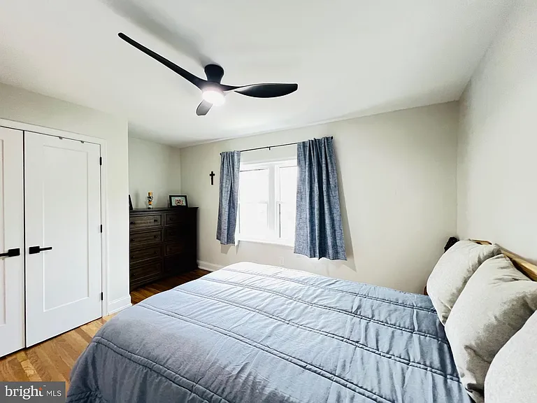 4735 Sheldon St — Photo 25