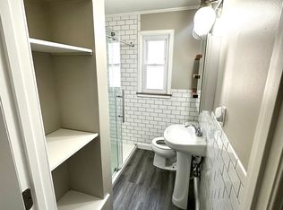 861 Palmer Rd, Columbus, OH 43212