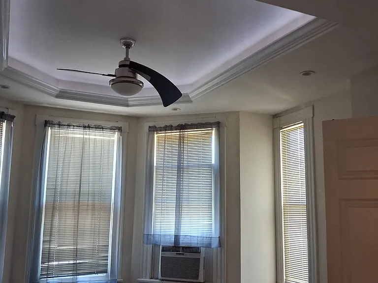 1625 Coleman Ave — Photo 1