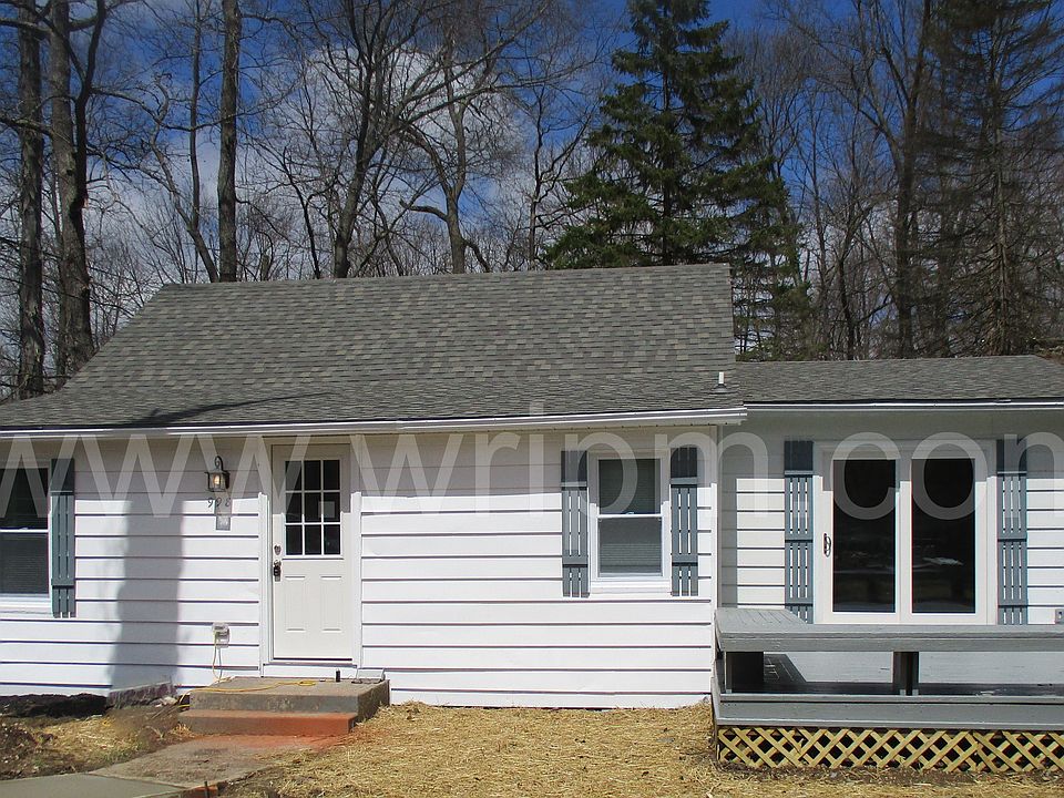 1st image of 998 Newichawnoe Ln