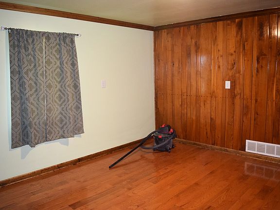 5th image of 10080 S Koch Dr