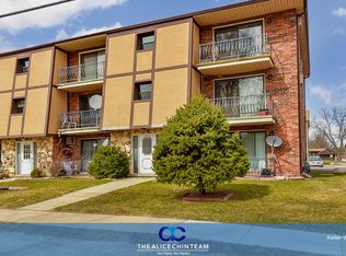 6910 W Crandall Ave APT 1E, Worth, IL 60482