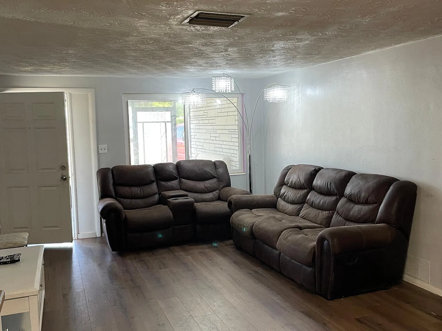 2 bed, 1140 sqft, $1,500 — Photo 3