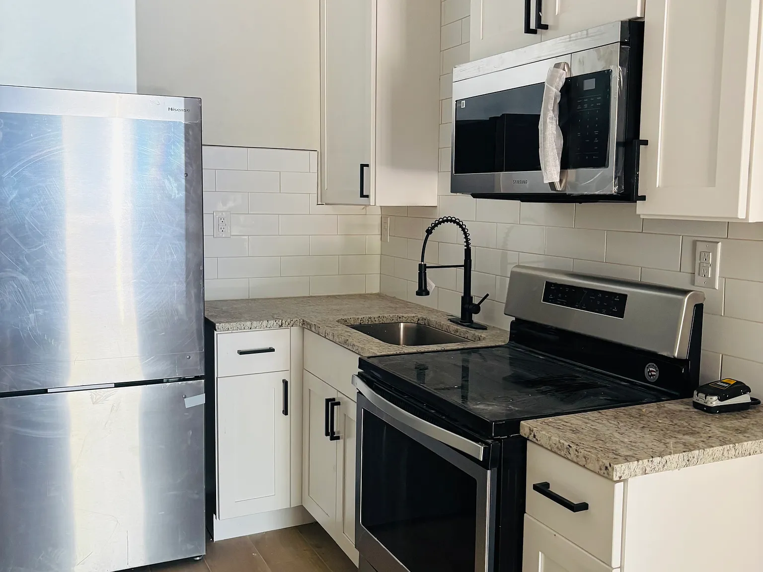 1 bed, 650 sqft, $1,145 — Photo 1