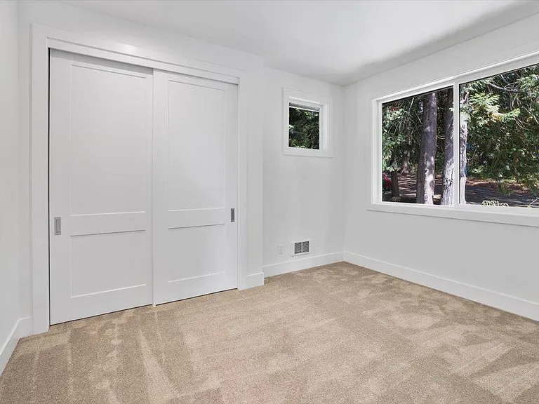 9002 Redmond Woodinville Rd NE #9002 — Photo 12