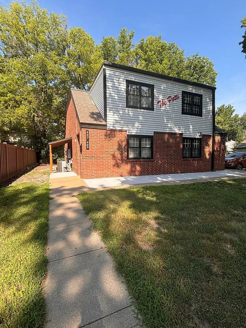 Building Photo - 405 N 6th St #405