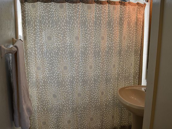 Full Bathroom Main Level