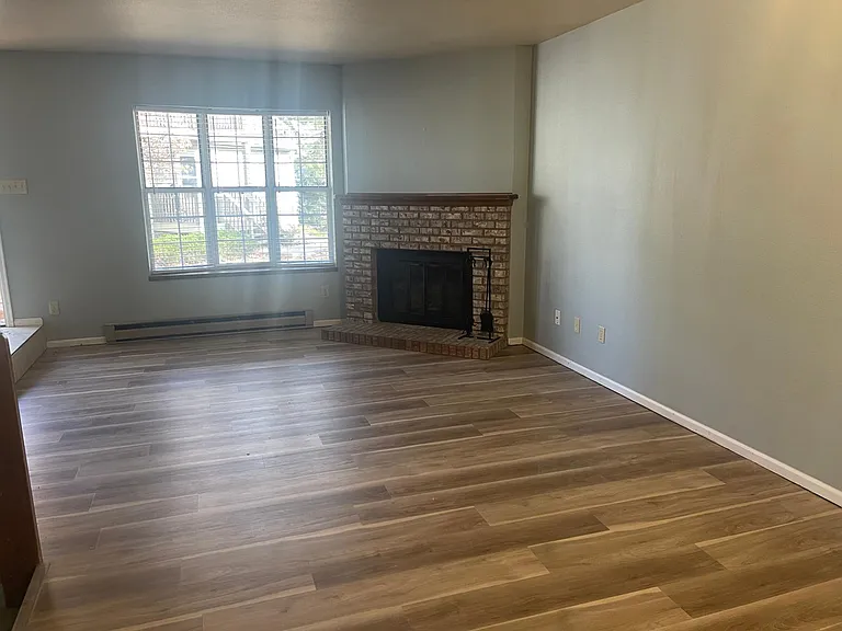 2828 Silverplume Dr #C2 — Photo 4