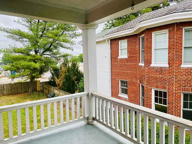 4208 Fitzhugh Avenue — Photo 12