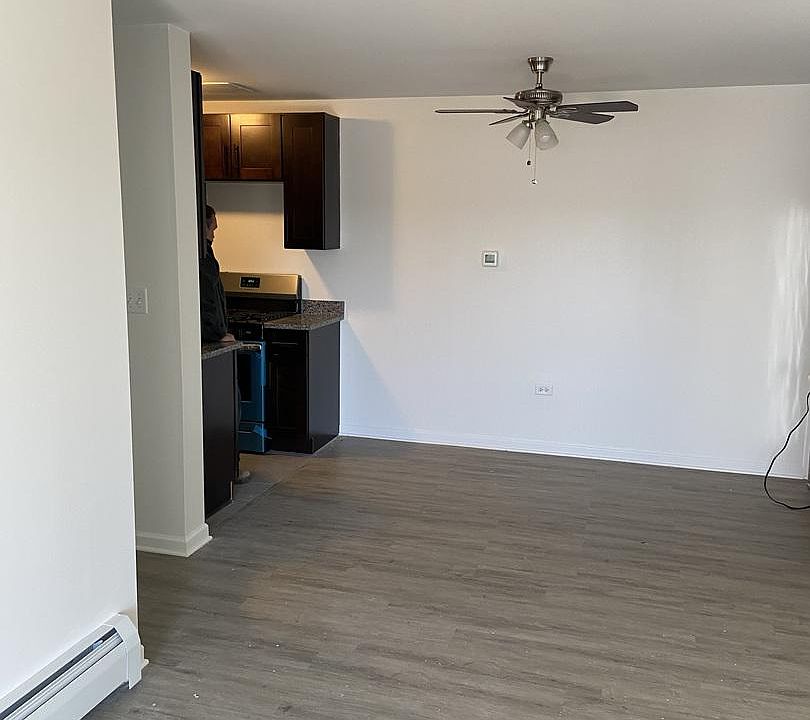 1st image of 851 Blossom Ln #106