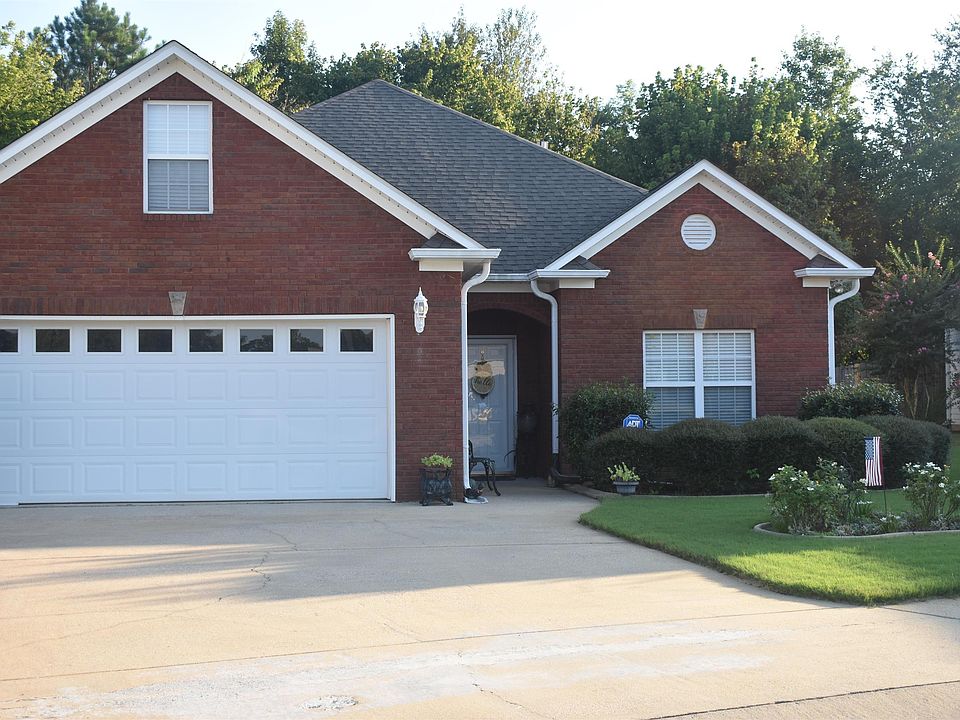 1st image of 190 Trellis Cir