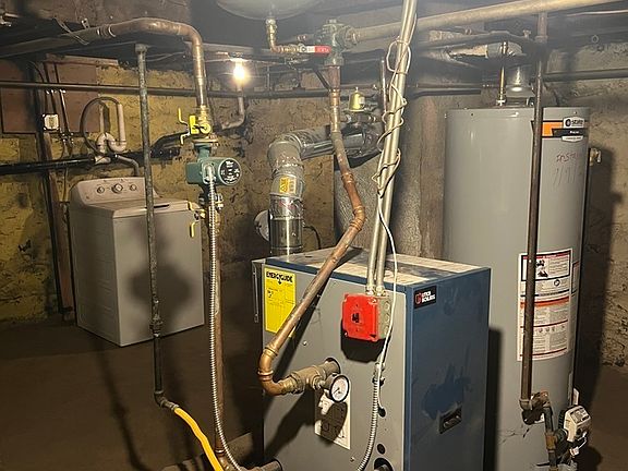 5th image of 50 W Washington Ave #50