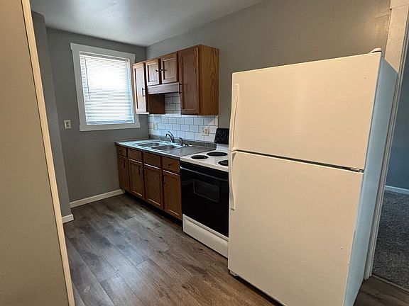 4th image of 120 N 3rd St #4