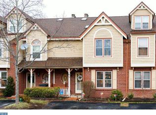 24 Sturbridge Ln, Chesterbrook, PA 19087