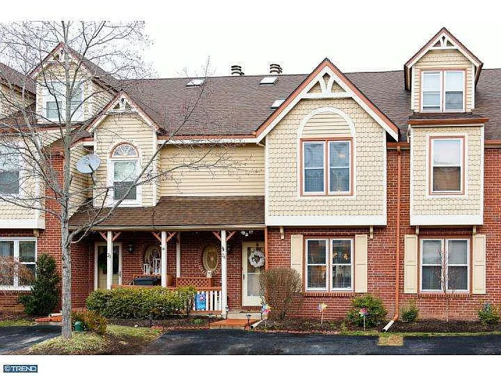 24 Sturbridge Ln photo 1