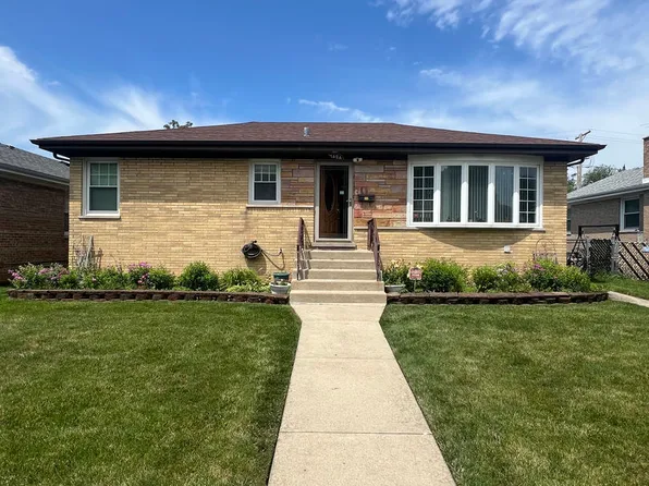 7424 Crawford Ave, Skokie, IL 60076