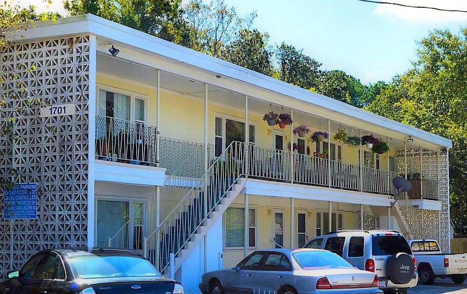 1st image of 1701 Kingston Ave APT 6