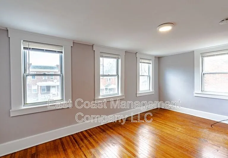 4231 Berger Ave — Photo 17
