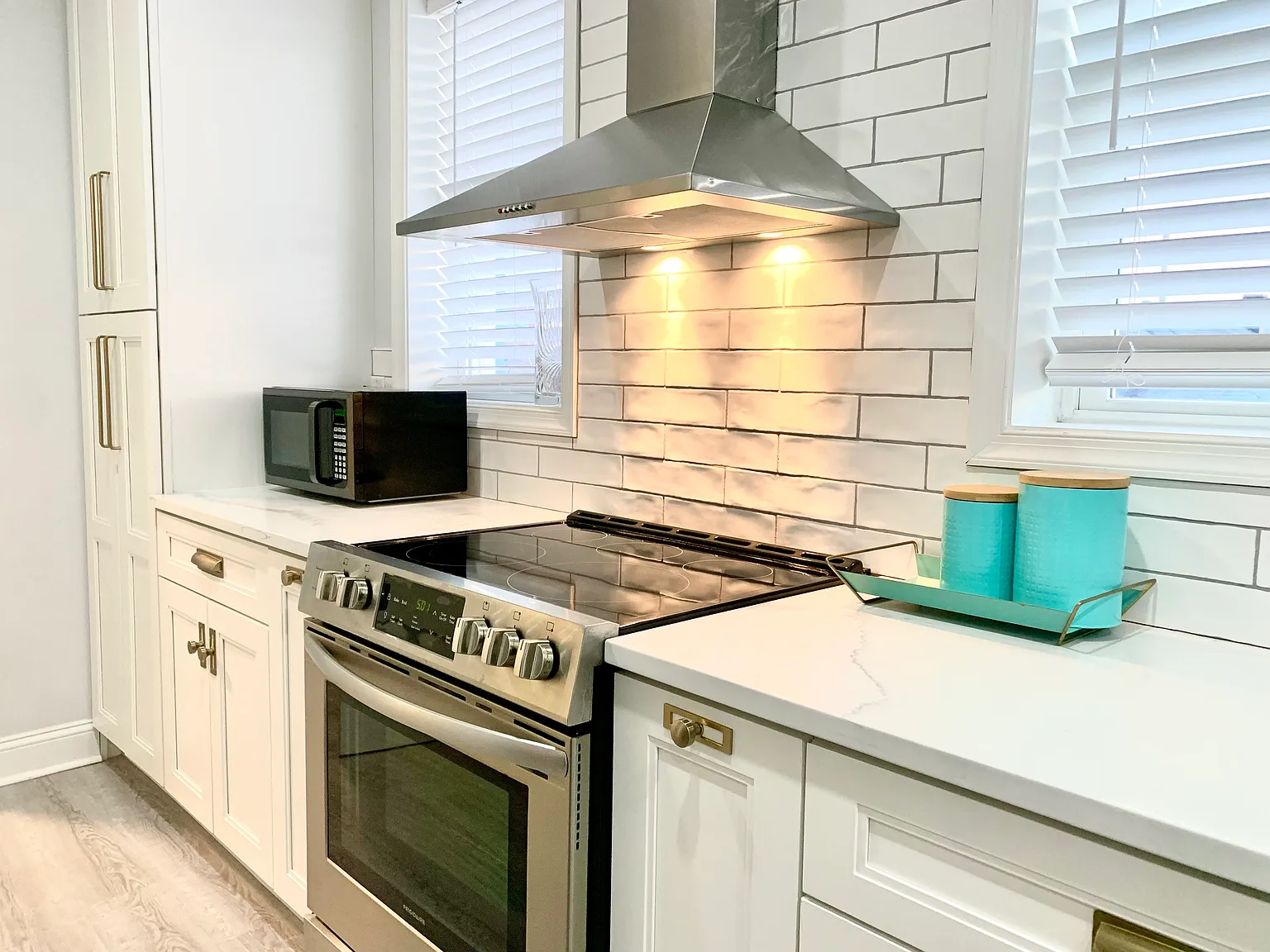 2 bed, 1.5 bath, $1,900 — Photo 4