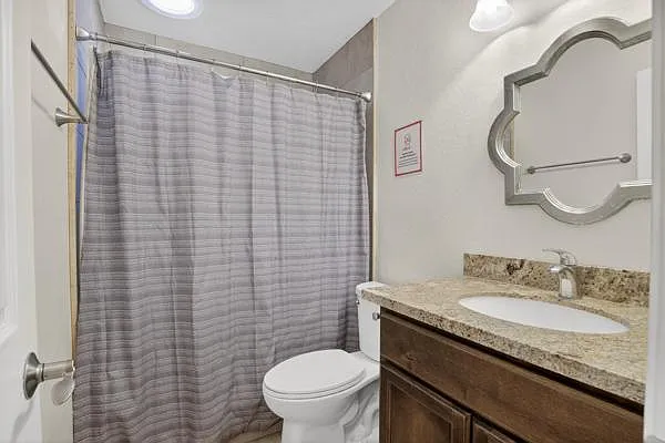 4 bed, 3.0 bath, 1840 sqft, $975 — Photo 4