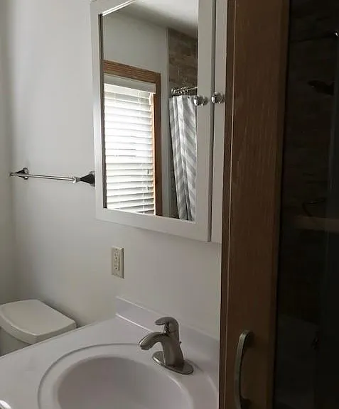 1708 W Bethel Ave — Photo 21