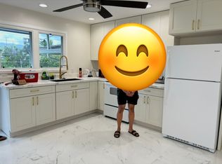 94-1463 Waipahu St #A, Waipahu, HI 96797