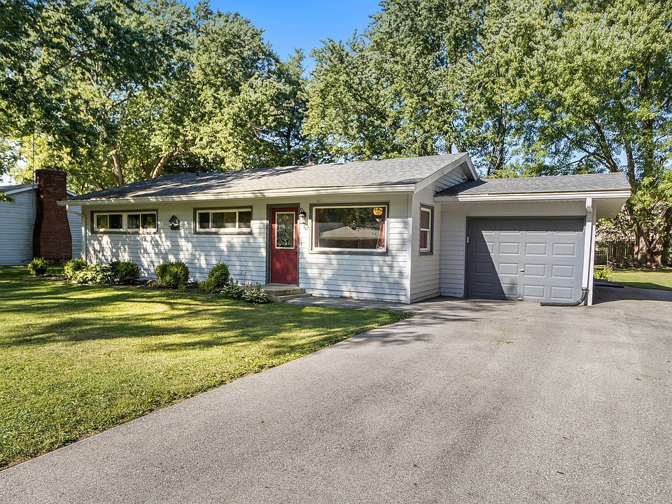 1st image of 533 Woodview Dr