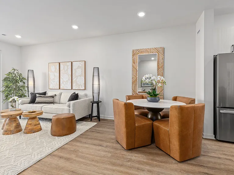 The Residences at Sakura Novi — Photo 10