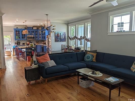 5th image of 2609 Banner St