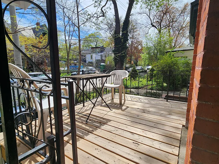 150 Robert St #1 — Photo 17