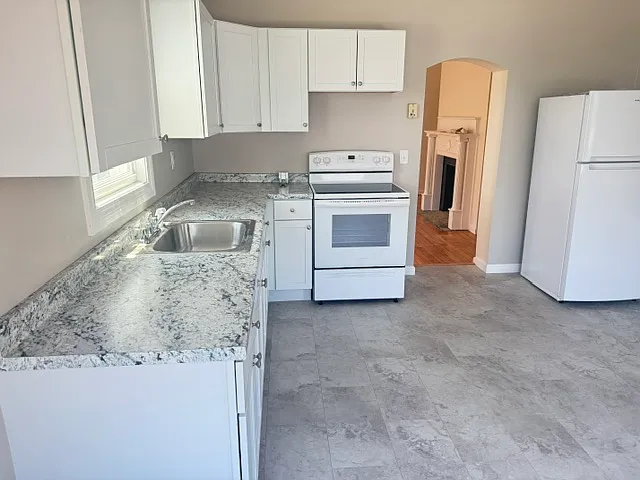 286 Grove St #2F — Photo 3