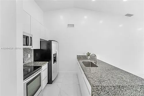 6742 NW 188th Ter #Townhouse 6742 Photo 1