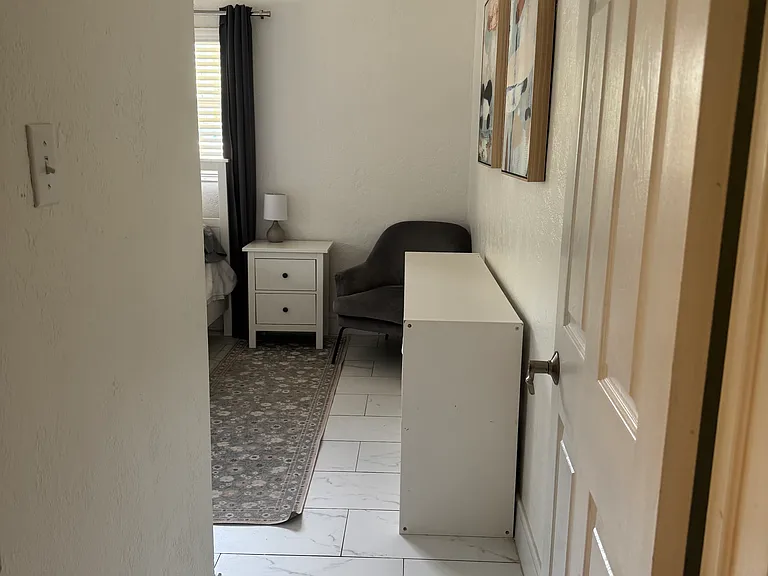 1790 Russell Dr N — Photo 15
