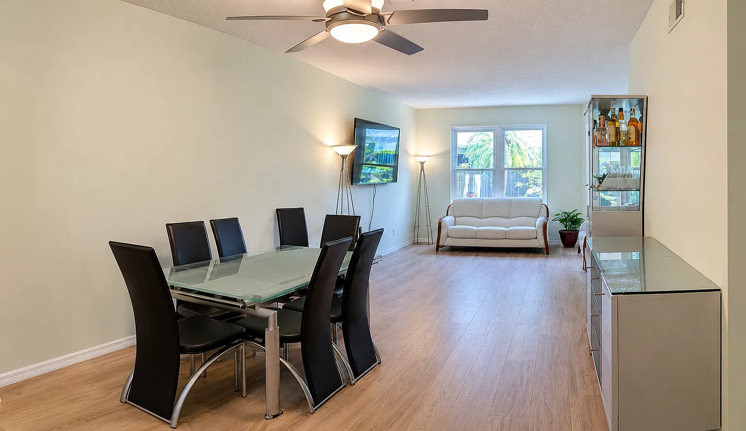 3 bed, 1865 sqft, $2,900 — Photo 4