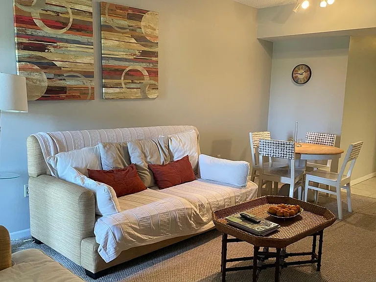 2060 Greenview Shores Blvd #319 — Photo 8