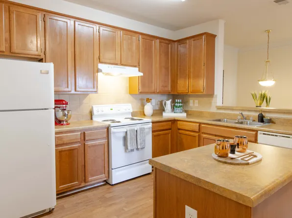 The Crest at Sugarloaf