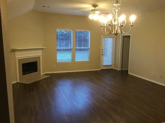 860 Rock Harbor Ln — Photo 5