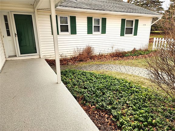 3rd image of 5073 Foster Rd