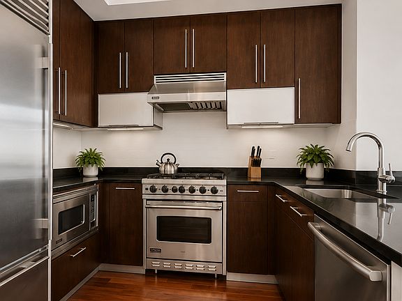 3rd image of 100 Jay St APT 25D