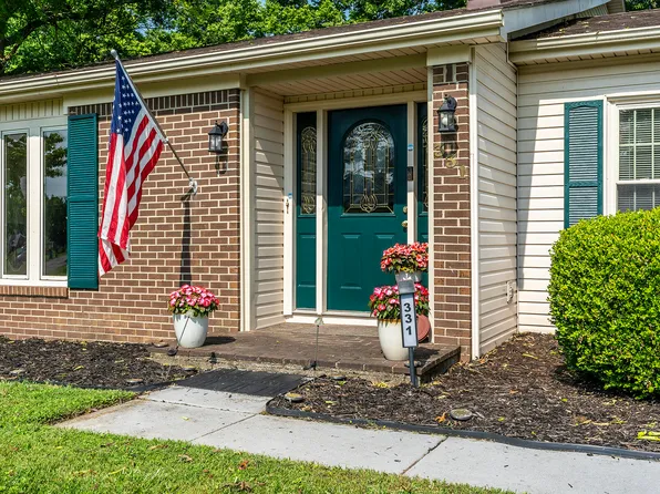 331 Clearbrook Dr, Danville, KY 40422