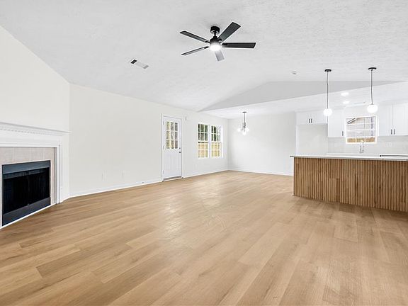 4th image of 185 Wilson Rd