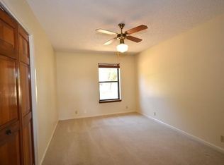 104 Pin Oak St, Dripping Springs, TX 78620