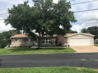 3321 Williams Dr, Imperial, MO 63052